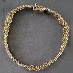 VINTAGE UNBRANDED HEART BRACELET